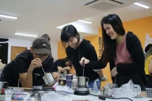 Gel Candle Making Workshop - Things To Do In Singapore With Friends